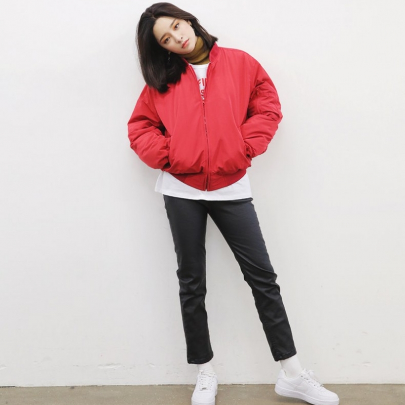 韩国stylenanda官方正品 个性款光泽感牛仔裤-黑色