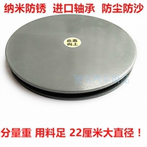 The instructor of the special round turntable for the coach car exercises the direction without wearing the tires to protect the steering mechanism bearings