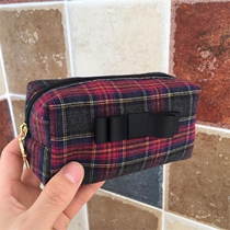 Multi-flower hand holding small bag with small makeup bag hand bag soft bag