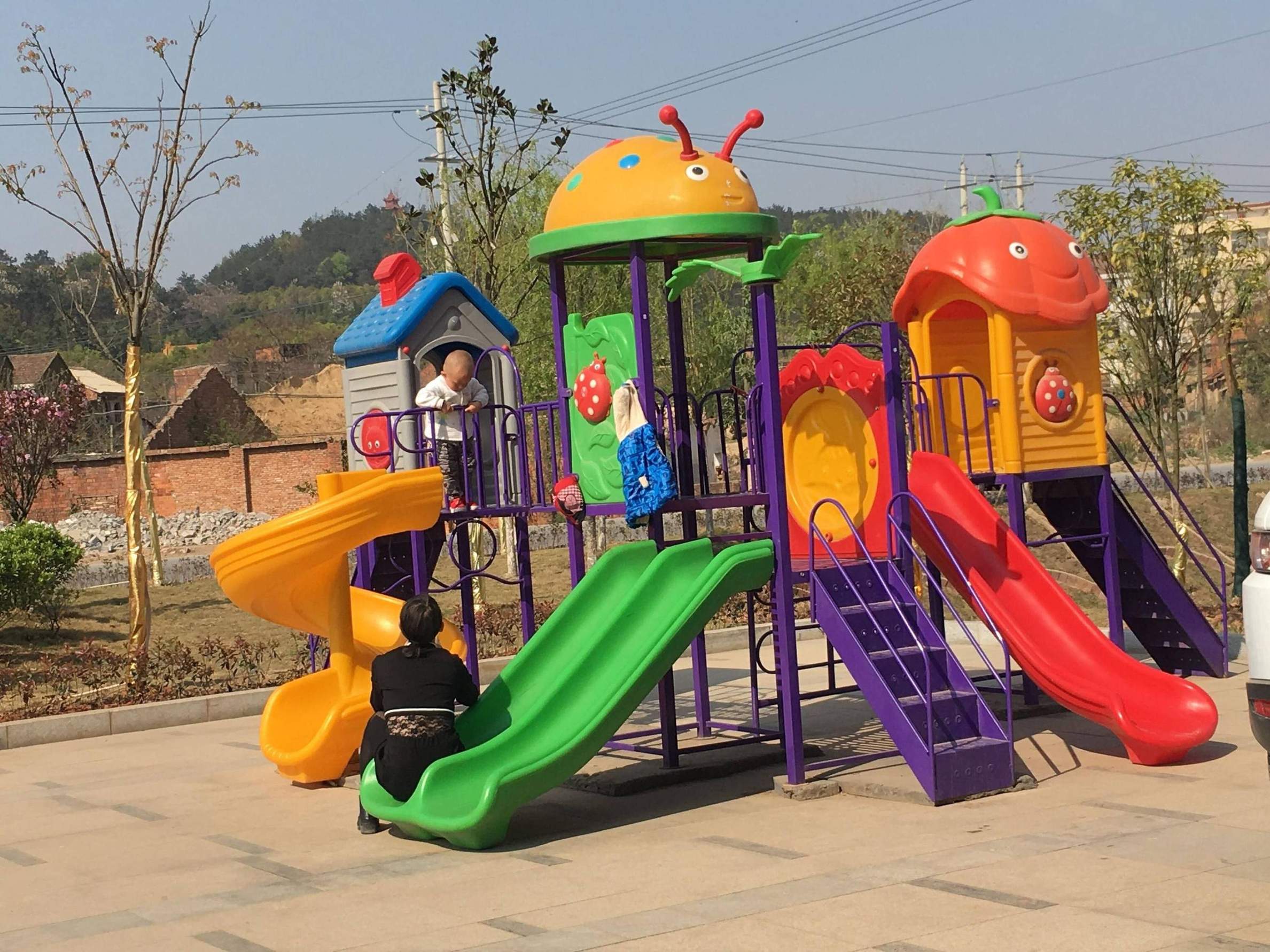 New kindergarten outdoor small doctor slide combination children's outdoor large plastic slide slide amusement facilities