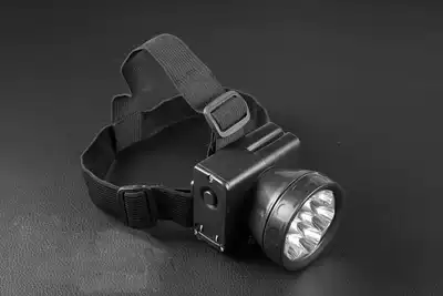 Outdoor lighting equipment: 7LED rechargeable camping glare headlight (built-in battery)