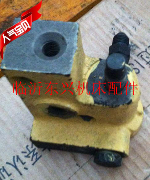 Drilling machine accessories Nanjing Fourth Machine Tool Planet brand radial drilling machine Z3035B plunger oil pump