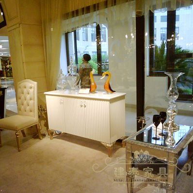 ��̩�Ҿ�ŷʽ��ɫ�ͱ߹�xg062