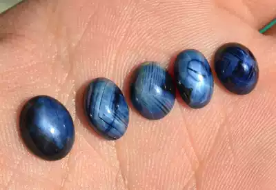 Natural six-line Starlight Sapphire bare stone Star line obviously produced in Shandong delicate blue star value