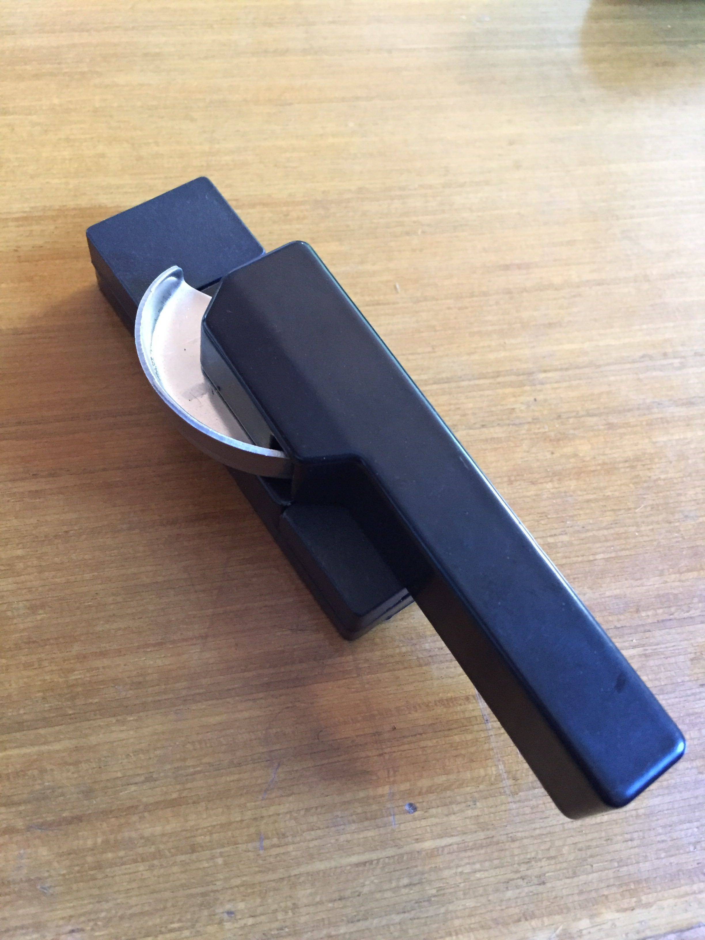 Large generous handle crescent lock window lock broken bridge special lock