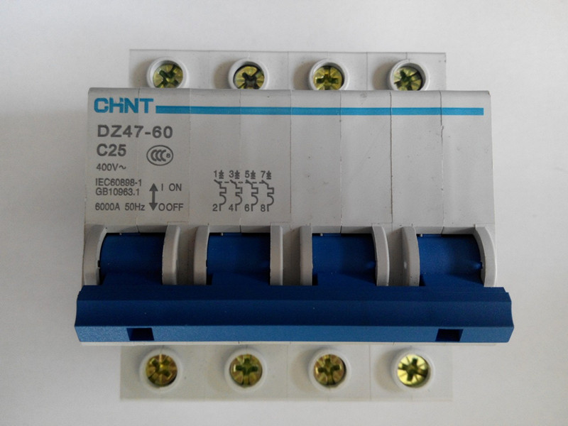 Zhengtai small circuit breaker air switch DZ47 4P 25A