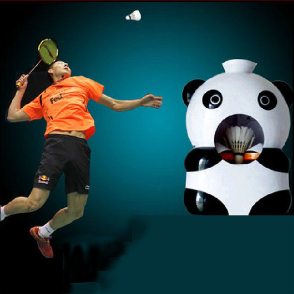 Rechargeable portable badminton serve machine Automatic serve sparring machine Swing hair ball machine Step trainer