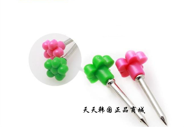 South Korea Cement Nail Color Hanging Picture Photo Frame Invisible Nail Wall Decoration Small Nails 8 Clothes
