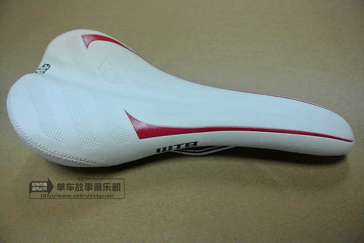 Taiwan WTB VOLT Beautiful Comfort Bike Cushion 0339 Synthetic Leather Face Mountaineering Bike Folding Car