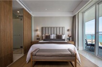 Sanya Liwo Wyndham Hotel to Vered Sea View Second Residence Suite