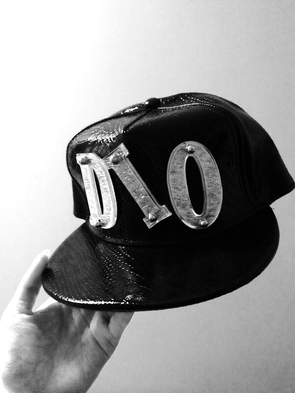 Jojo's Bizarre Adventure: Kakyoin Rohan's Seven Parts Sbr Diego Brando Dio Hat Peripheral Cosplay Props