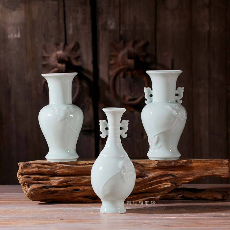 Jingdezhen hydroponic flowers carved flowers inserted manual ceramic vases, flower implement home furnishing articles adornment ornament