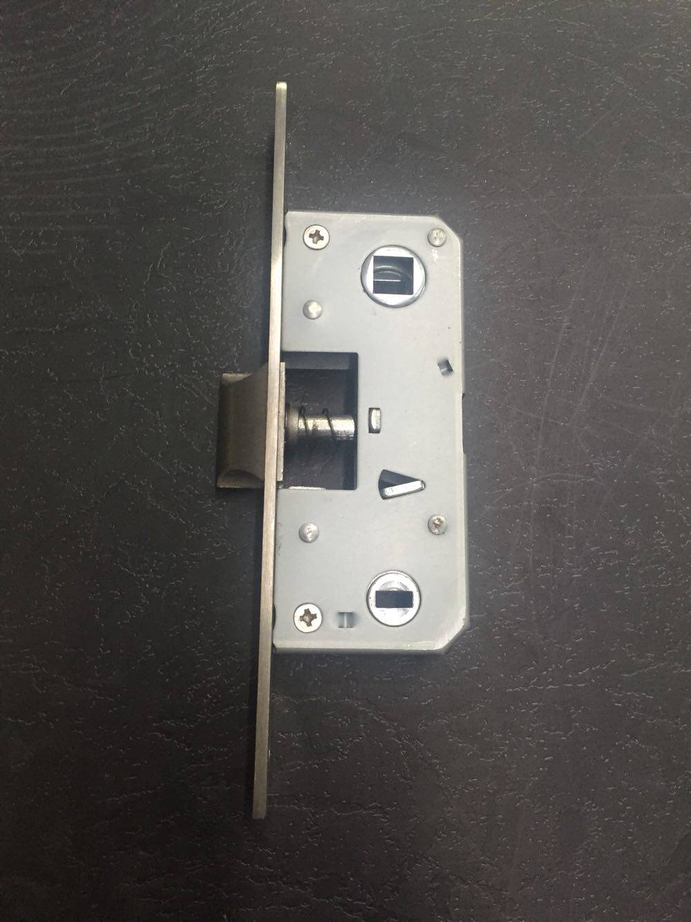 6525 single tongue stainless steel plastic steel aluminum alloy balcony old-fashioned door lock