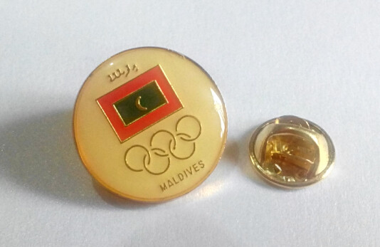 Olympic Badge 2012 The Maldives Olympic Committee Badge Maldives NOC Amber Badge
