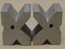 (Special offer) Cast iron V-shaped frame marking measurement V-shaped iron inspection V-shaped block single multi-port V-shaped frame factory direct sales