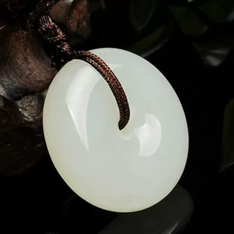 Товары от 飞扬饰品小屋