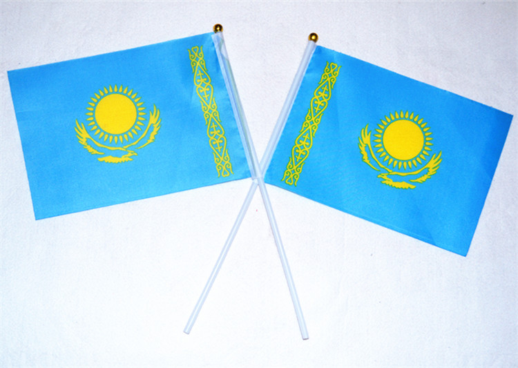 8 # 14 * 21CM Kazakhstan hands the flag to hand the flags of the small flags of the countries of Kazakhstan