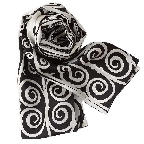 American Tourism Metropolitan Museum Cultural and Creative Commemorative Gifts Fine Iron Pattern Silk Scarf Scarf