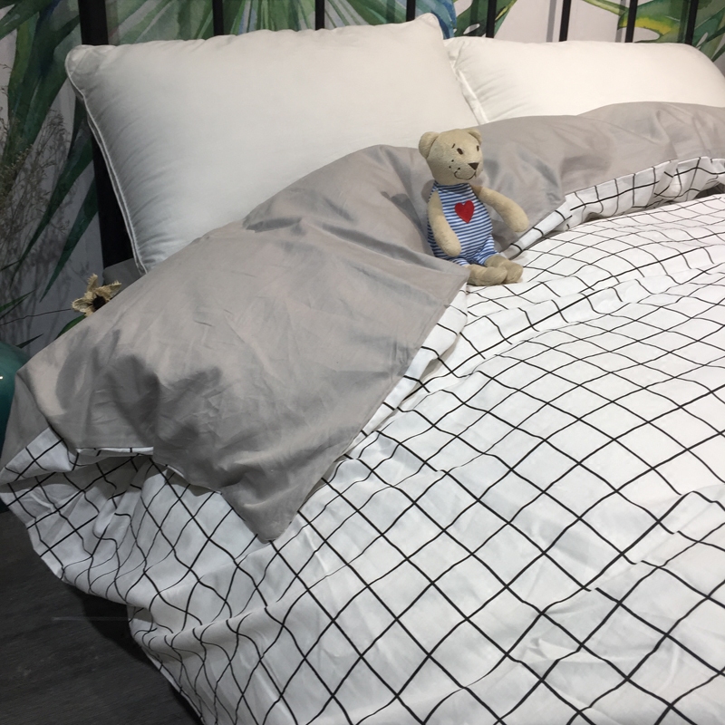 The single piece of cotton simple plate is covered by a Korean student dorm single double 2 0mx2 3 m pure cotton stripes