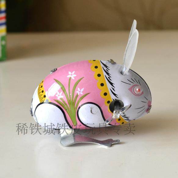 Rare iron iron toys specialize in the 7080's memory of children's birthday present, hair rabbit jumps