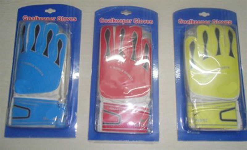 Professional football goalkeeper gloves gantry goalkeeper gloves with finger guard latex football goalkeeper gloves