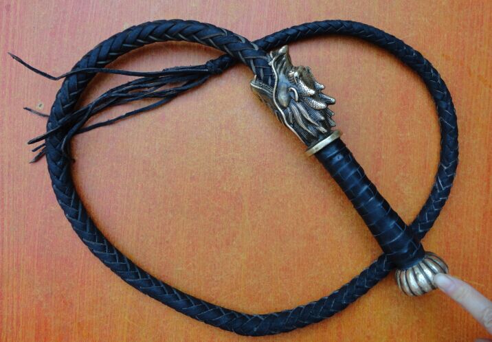 Tap whips whips One-meter-five fitness whips to whip up Martial Arts Soft Whip Prop Whip Bronze Handle Horse Whip
