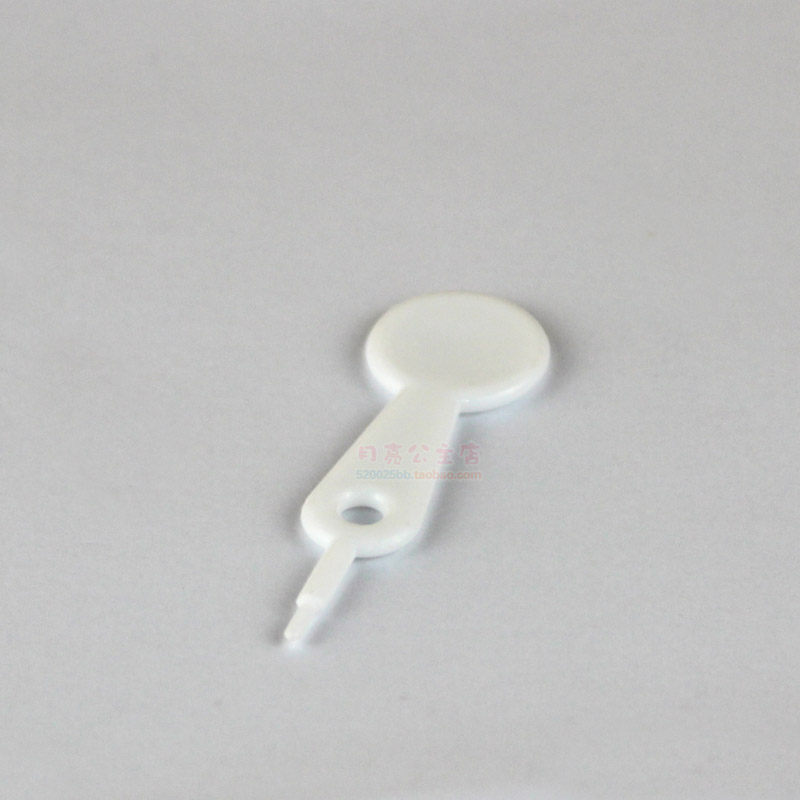 Nipple puncher Nipple vent needle Nipple puncher Wide bore pacifier Standard bore pacifier reaming