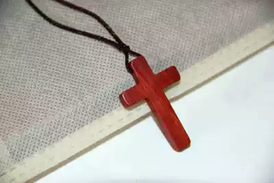 Exquisite cross solid wood necklace Christian casual chain Rosewood necklace Korean chain wooden chain