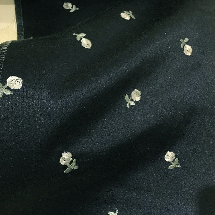 ʥ����С�廨����ȫ�ݴ���L014-9033