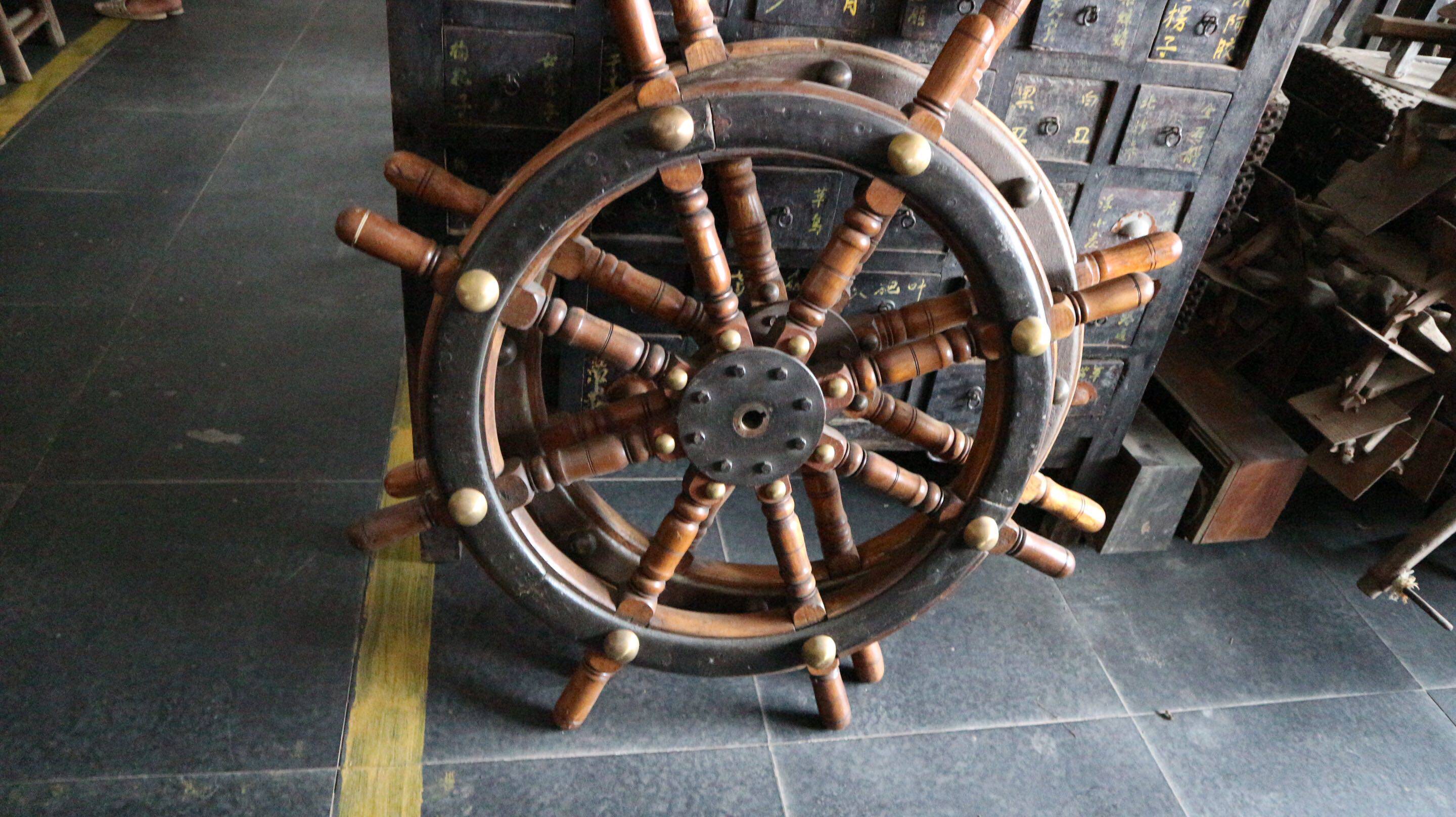 Folk old objects ship steering wheel decoration of the steering wheel decoration of the Feng Shui Wheel