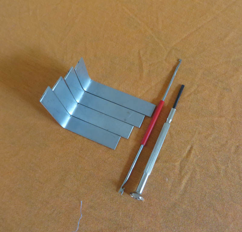 Pipe music maintenance tool L iron double head spring hook screwdriver (sax clarinet clarinet repair tool