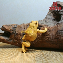 Boxwood frog ornaments hand-held pieces of wooden tea pet mahogany wood carving animal crafts decoration