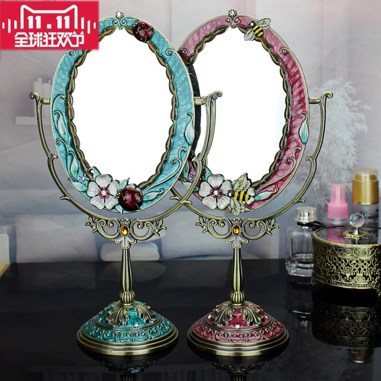 European style makeup mirror Desktop princess pastoral makeup mirror Retro mirror Large table mirror Metal countertop mirror