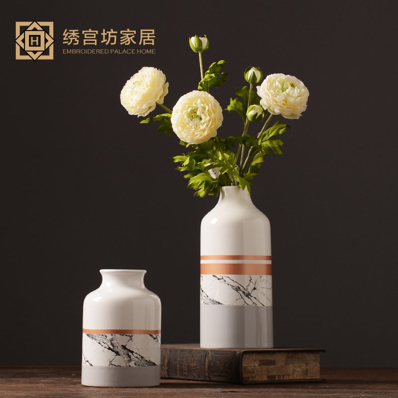 �幬����ŷ�մɻ�ƿ�ڼ�