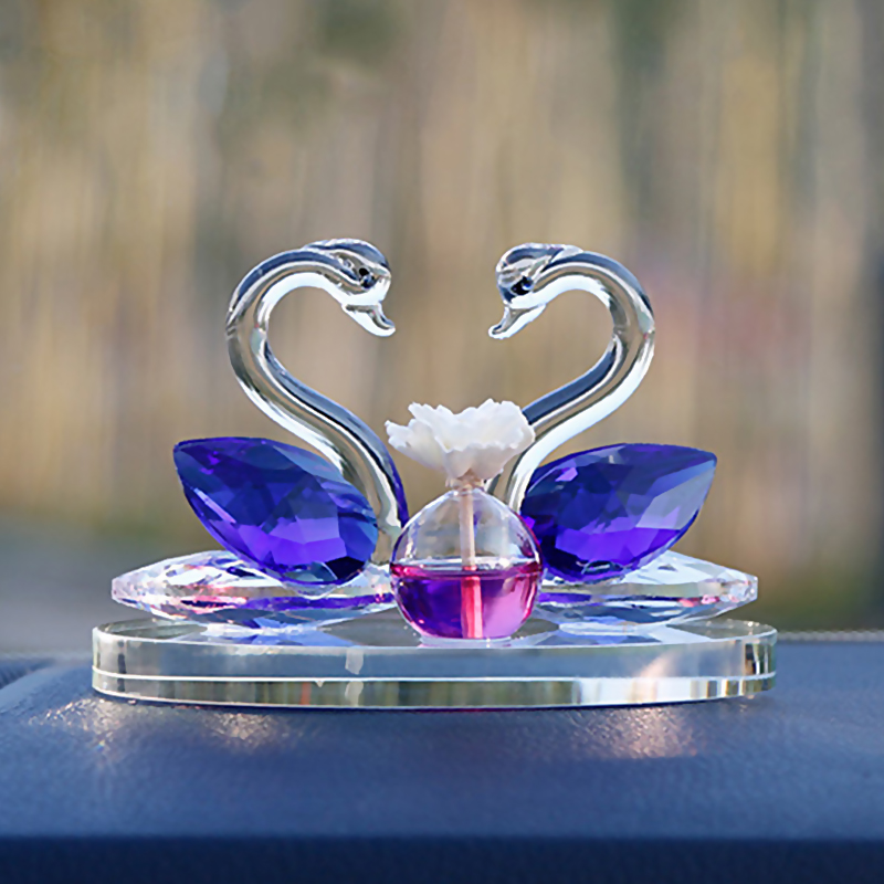 Car Decoration Crystal Swan Car Perfume Seat Car Decoration Supplies Car Interior Safe Female Car Decoration