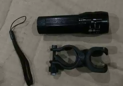 Bicycle mountain bike dead speed car headlight headlight headlight dimming flashlight mountain bike equipment accessories