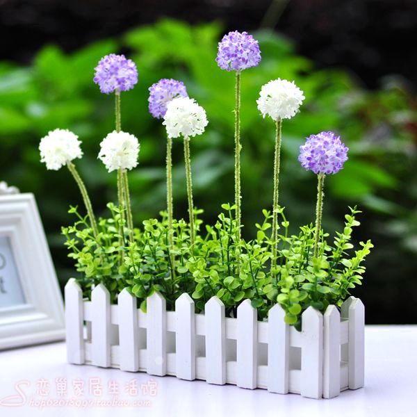 Ornaments and ornaments balcony living room window lavender ball small hydrangea simulation flower fake flower solid wood fence flower set