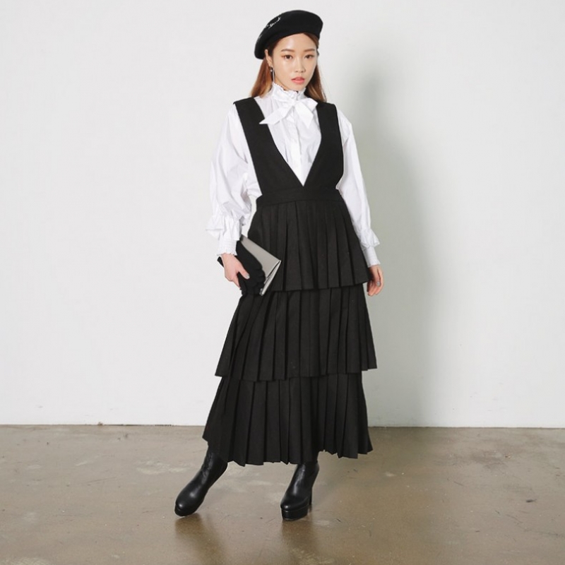 韩国stylenanda官方正品 时尚款风琴褶元素蛋糕摆无袖连衣裙-黑色