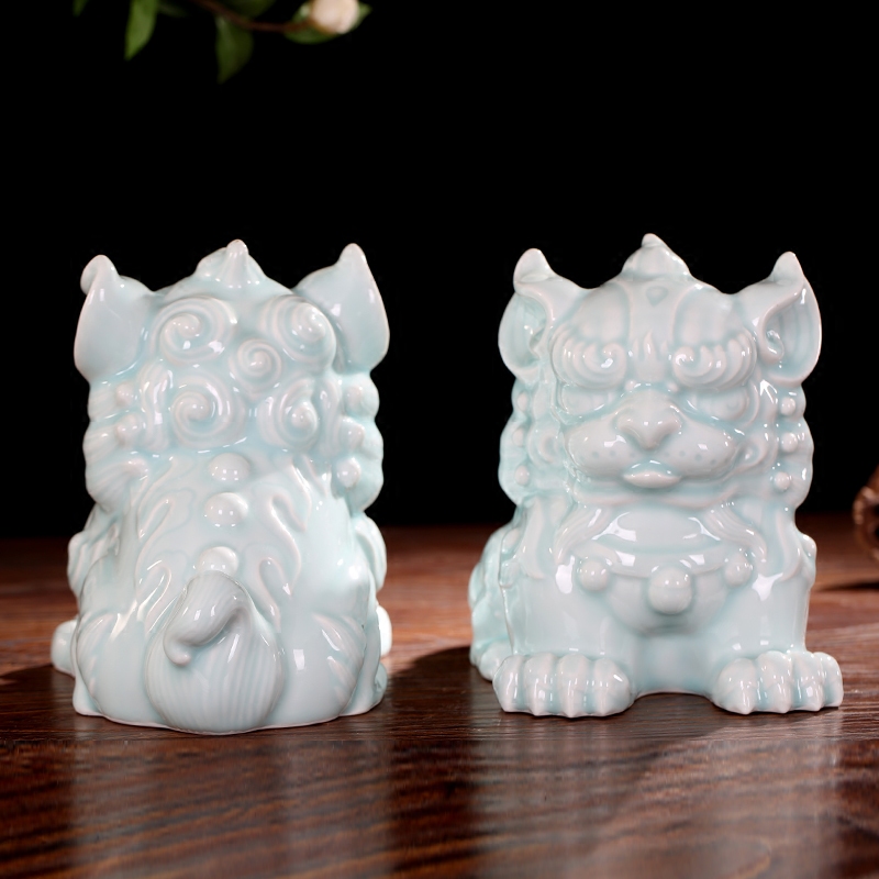 Jingdezhen ceramics green glaze furnishing articles for the sitting room of Chinese style household contracted mesa adornment office decoration