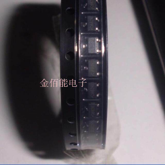 Linear LDO XC6206P332MR regulator screen printing 662K patch SOT23 imported original