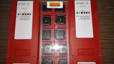 Authentic Sandvik 360r-1906m-ph 4230 please ask your relatives before taking an inquiry. Thank you