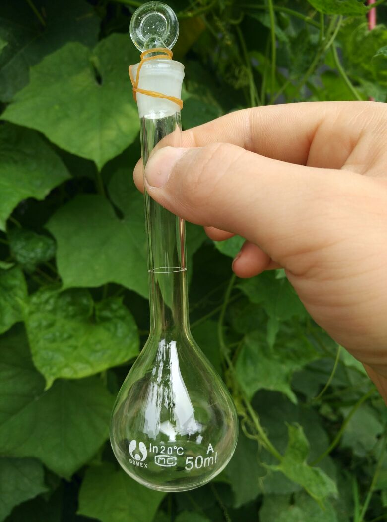 玻璃白色容量瓶50ml A级 标准蘑口 玻璃容量瓶 高温