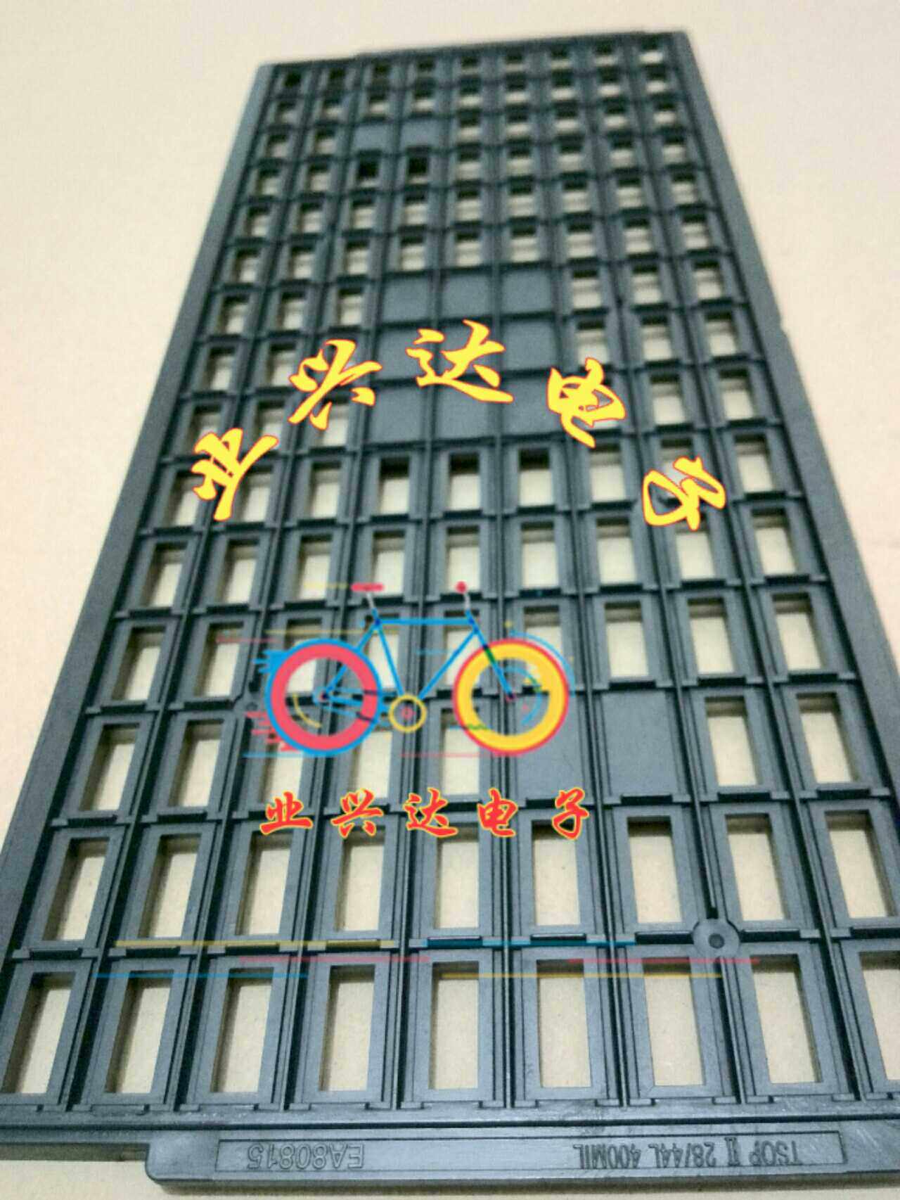 TSOP pallet SOP pallet Anti-static tray TSOP28 44LD 1 disk with 135 units