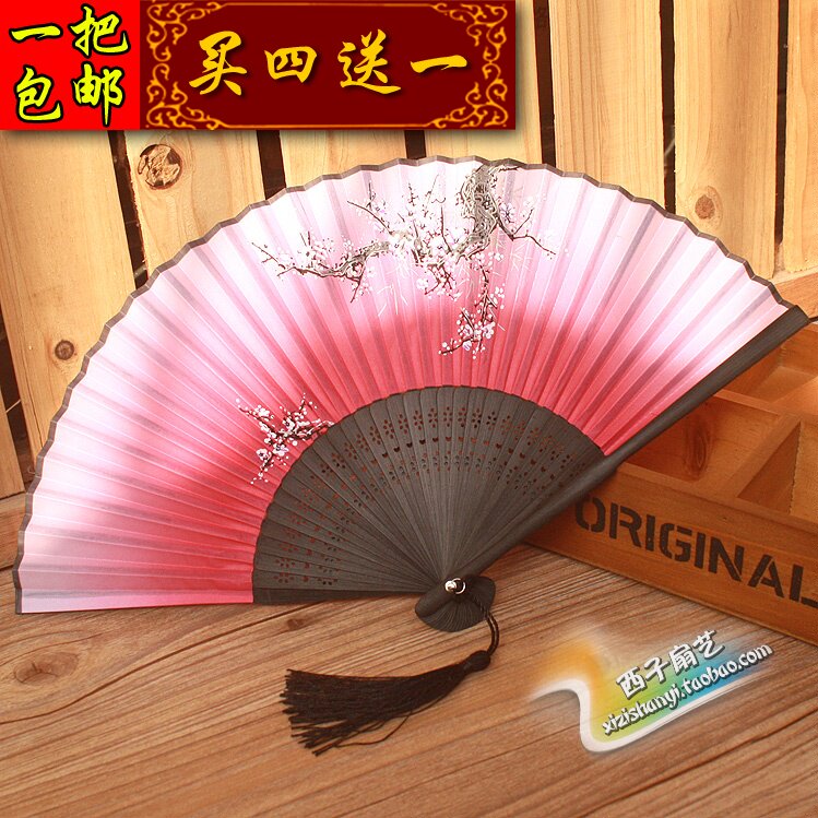 Chinese fan lady silk satin silk fan wedding celebration back gift folding fan day style craft gift small fan
