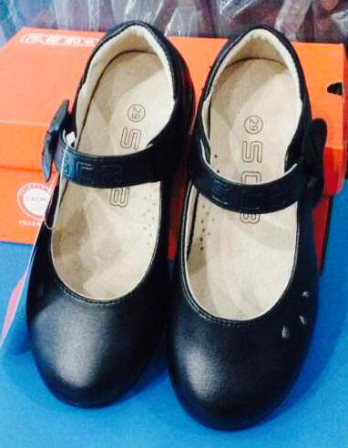 Shenzhen School Shoes Sheches Leopard Leather Shoes Woman