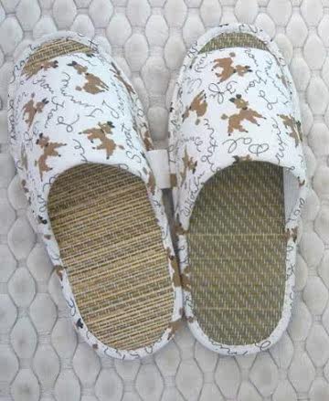 e鞋院 快乐狗儿童蔺草室内拖鞋-22CM