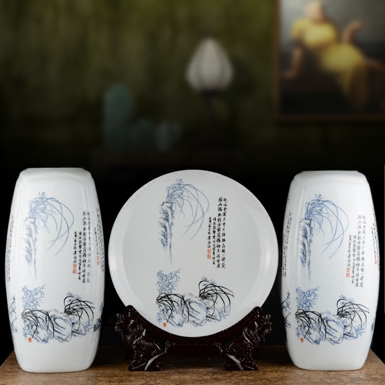 Jingdezhen ceramics vase three - piece furnishing articles sitting room of Chinese style by patterns porcelain decoration decoration plate