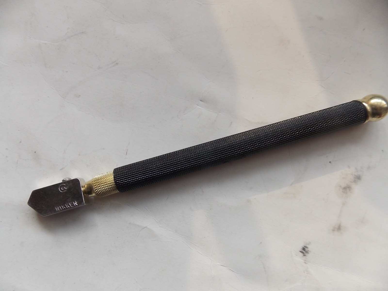 A Japanese research glass knife in the sun