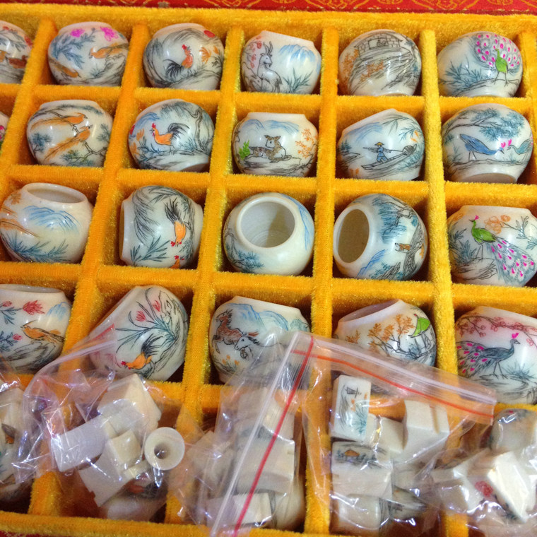 Imitation Decoration Handmade Engraving phase Shot cup Embroidered Eye Cup Small Bird Food Jars Water Cup suite of 5 sets of random sets of 5