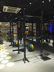 Comprehensive Fitness Training Rack Rig Climbing Rack Dumbbell Rack Squat Rack for Personal Training Studio